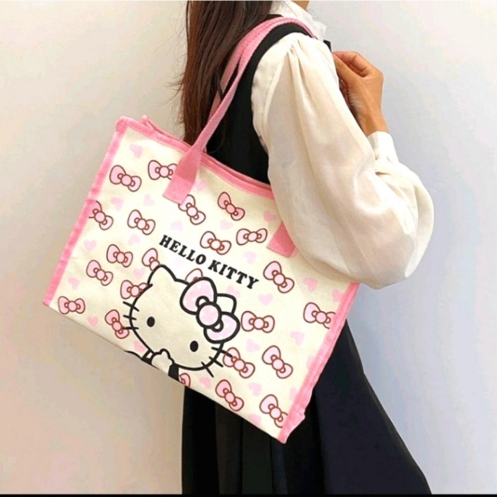 Hello Kitty Large Tote